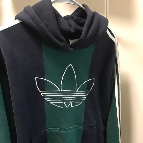 Adidas - Picture 2 of 7